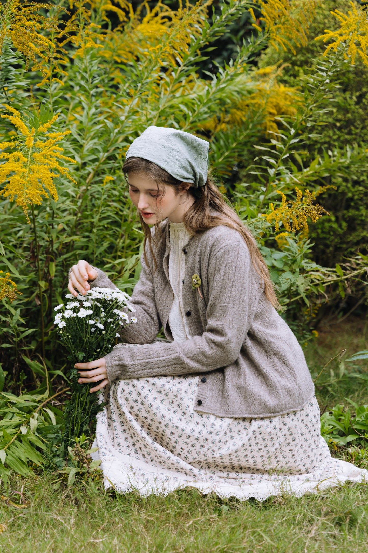 Krysta ：陽だまりを編む、ウールニットカーディガン