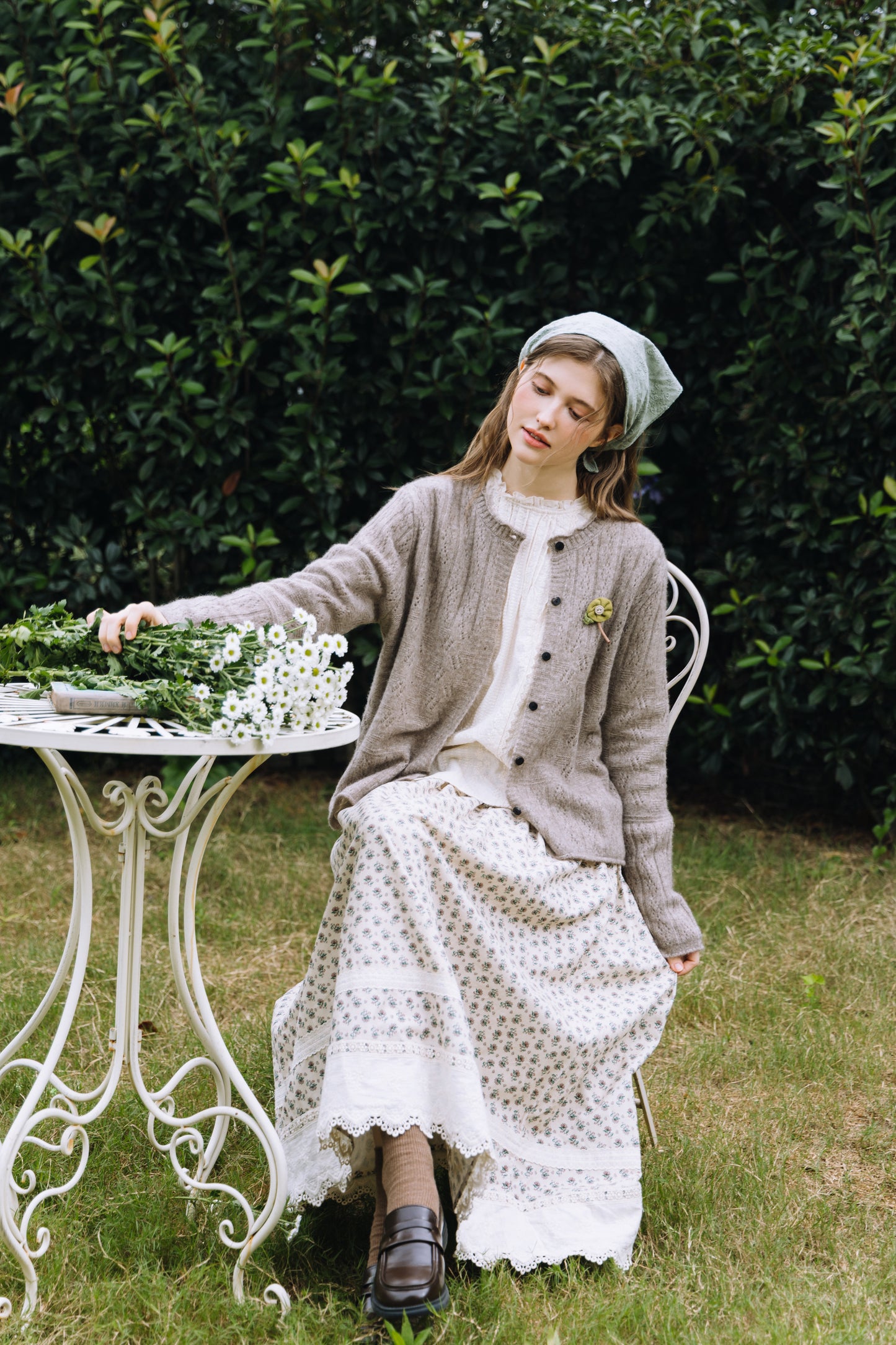 Krysta ：陽だまりを編む、ウールニットカーディガン